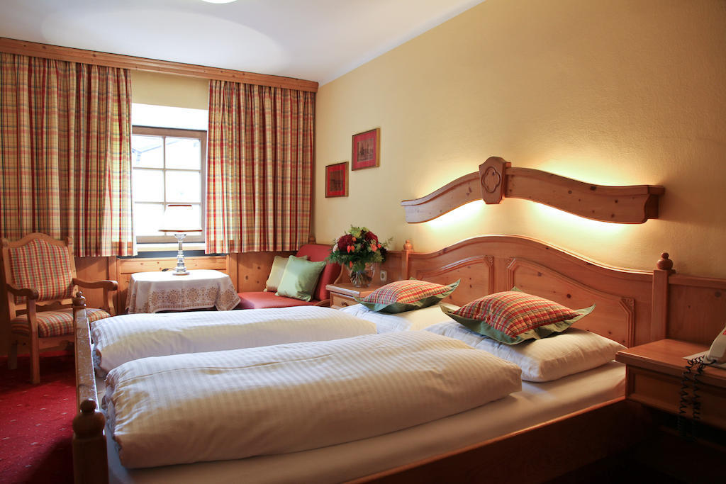 Chalet Strasshofer Kitzbühel Zimmer foto